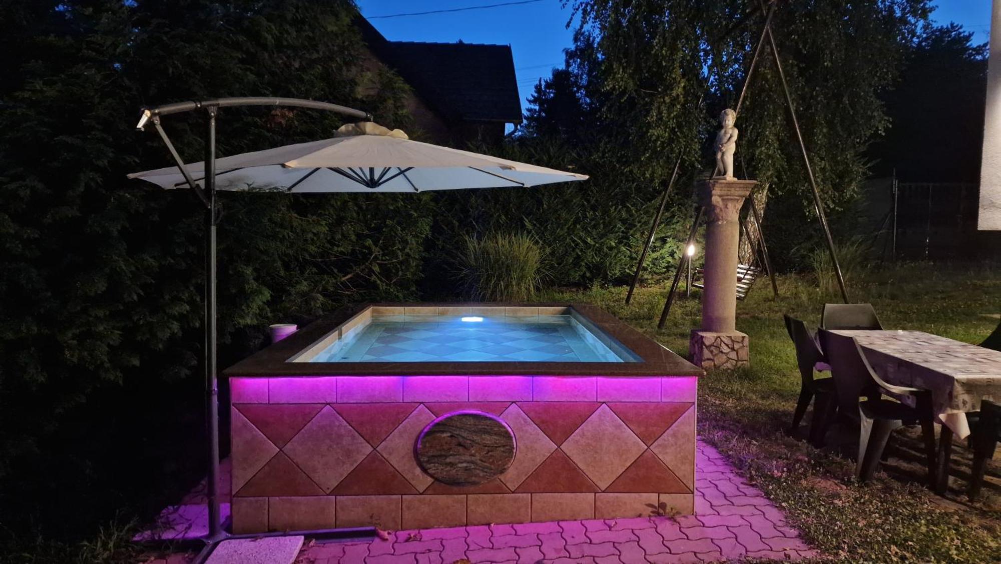 Pilis Hills View Deluxe House With Pool & Ac Near Bp Villa Pilisszentivan Exterior photo